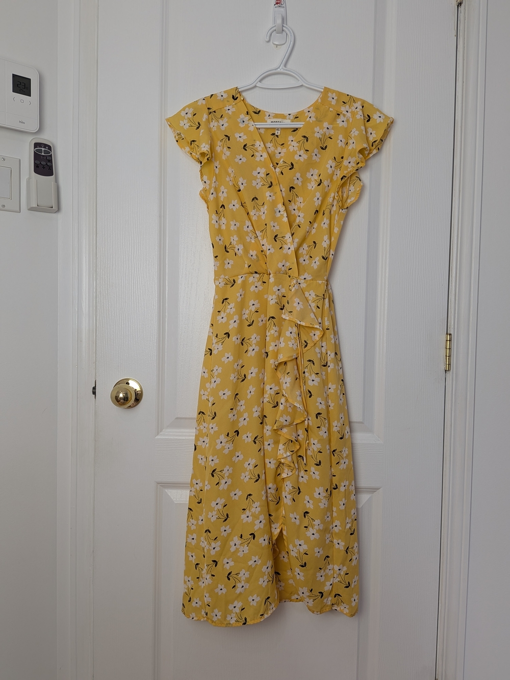Monteau Los Angeles Yellow Floral Faux-Wrap Midi Dress - Size Small #232 - Picture 2 of 5